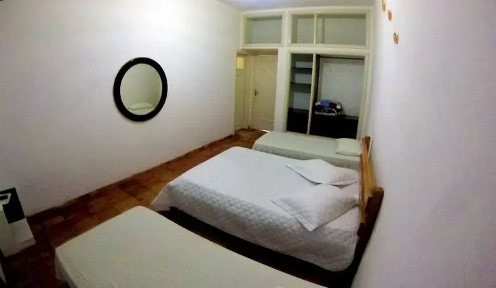 Üç Kişilik Oda