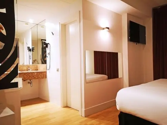 Superior Oda (Private Parking)