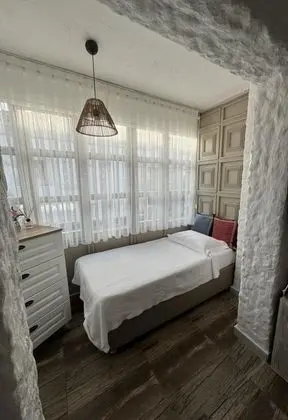 Triple, Sokak Manzaralı, 1. Kat