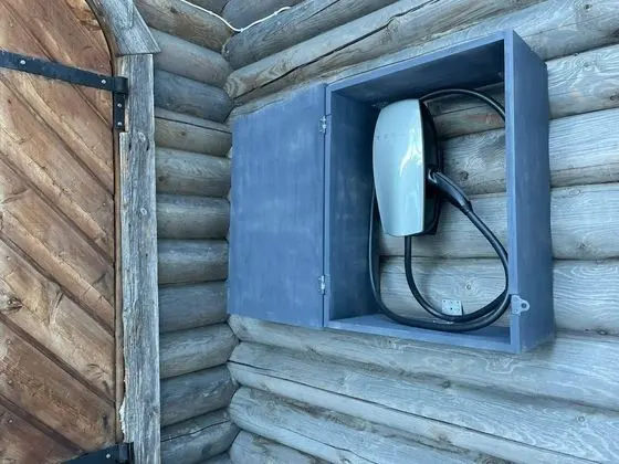 Ev