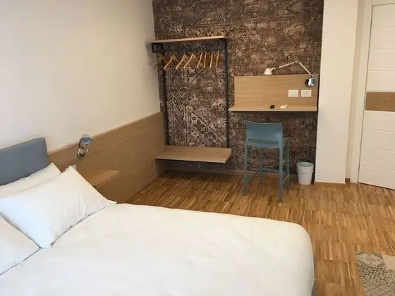 Tek Büyük Yataklı Oda (H-5)