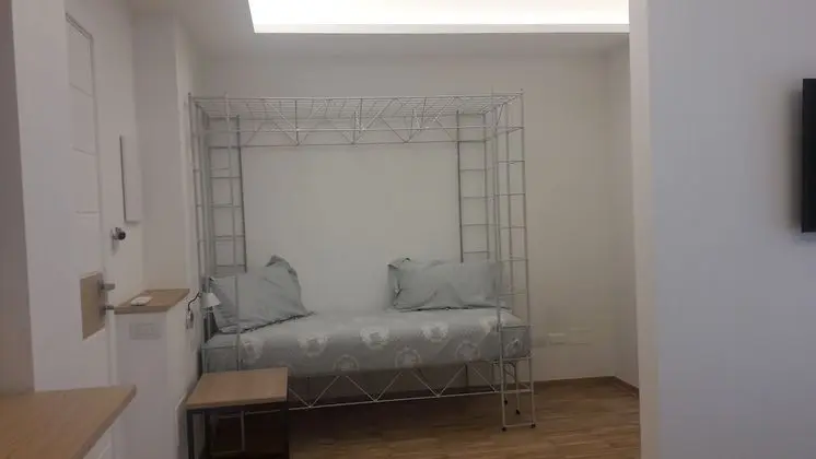 Tek Büyük Yataklı Oda (H-5)