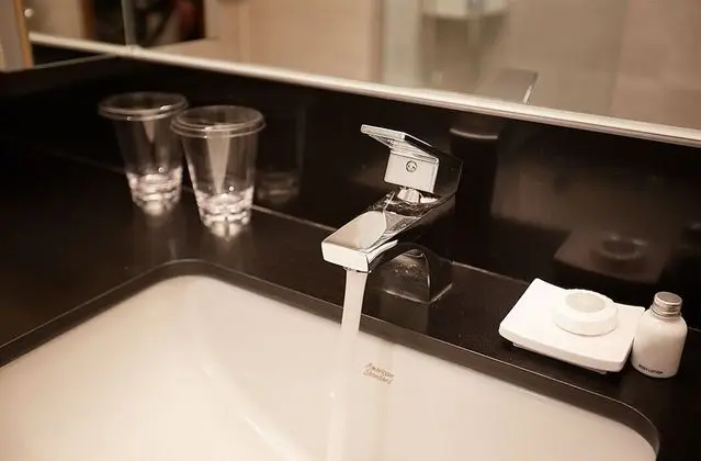 Premier Tek Büyük Yataklı Oda