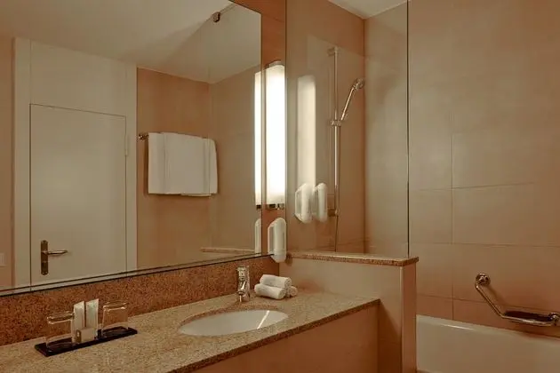 Comfort Tek Büyük Yataklı Oda, Balkon