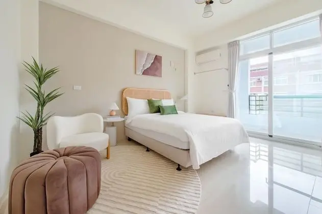 Tek Büyük Yataklı Oda, Balkon