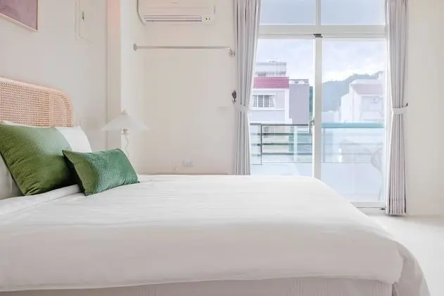Tek Büyük Yataklı Oda, Balkon
