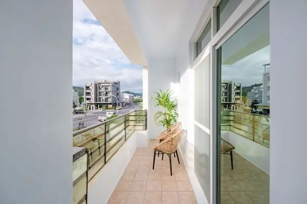 Tek Büyük Yataklı Oda, Balkon