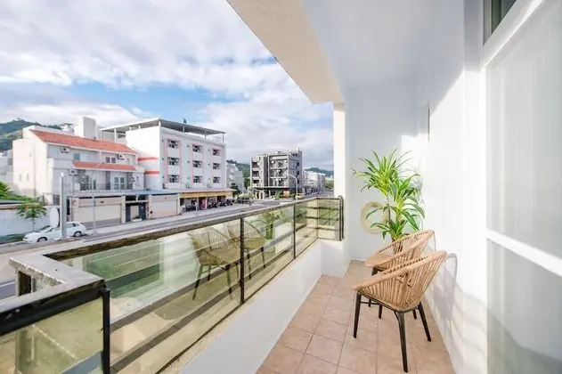 Tek Büyük Yataklı Oda, Balkon