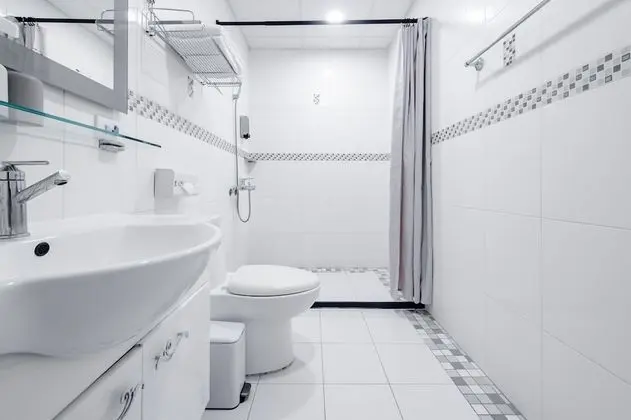 Tek Büyük Yataklı Oda, Balkon