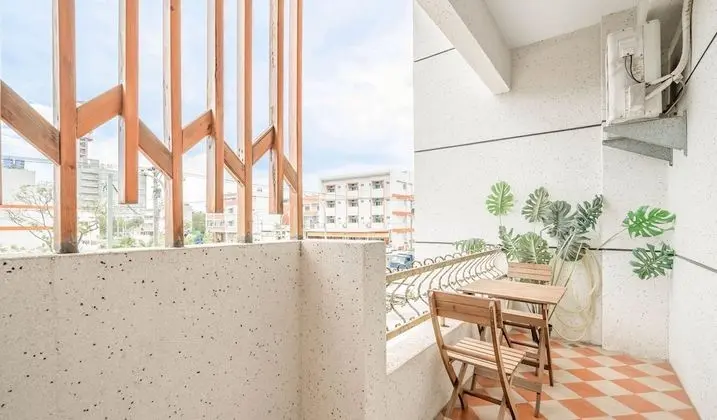 Family Oda, Balkon
