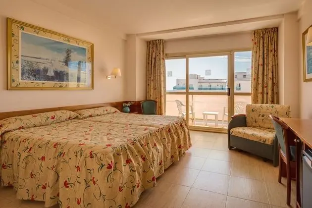 Üç Kişilik Oda, Havuz Manzaralı (3 Adults)