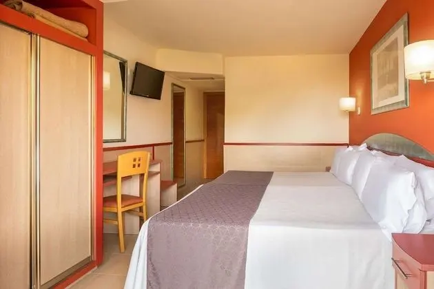 Dört Kişilik Oda, Balkon (3 Adults + 1 Child)