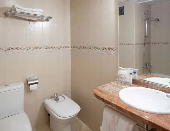 Üç Kişilik Oda, Balkon (3 adults)