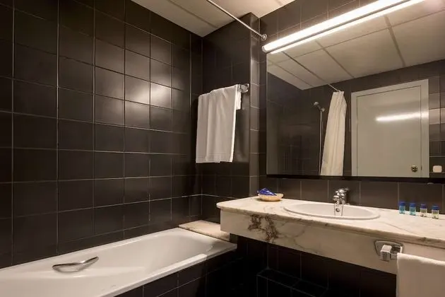 Üç Kişilik Oda, Havuz Manzaralı (3 Adults)