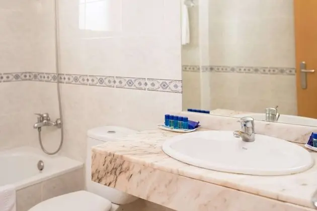 Dört Kişilik Oda (2 adults + 2 children)