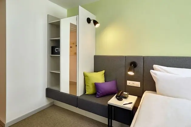 Comfort Tek Büyük Yataklı Oda