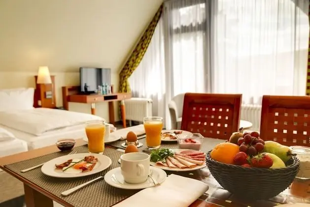 Standard Tek Büyük Yataklı Oda, Vadi Manzaralı