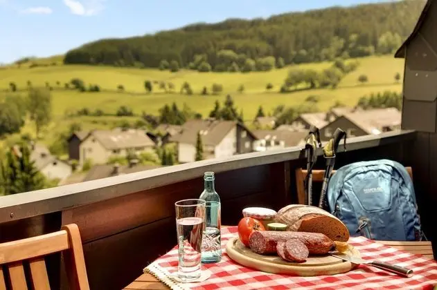 Superior Oda, Vadi Manzaralı