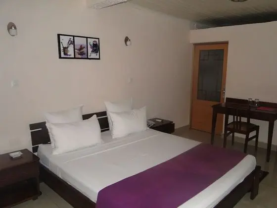 Comfort Tek Büyük Yataklı Oda