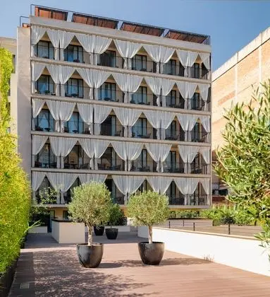 Deluxe Terrace (1 pax)