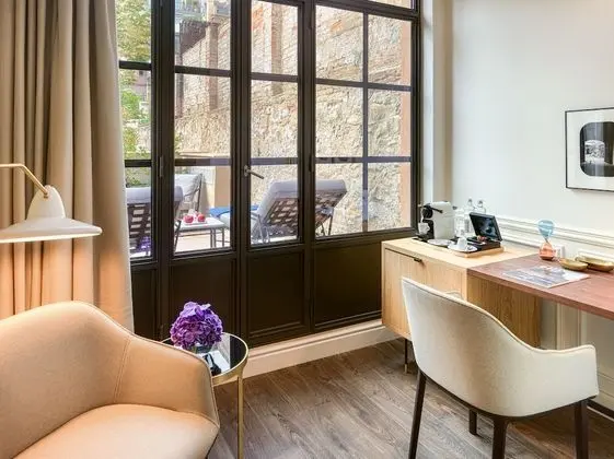 Deluxe Oda, Teras, Bahçe Manzaralı (2 adults + 1 child)