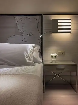 Standard Tek Büyük Yataklı Oda (2 Adults)