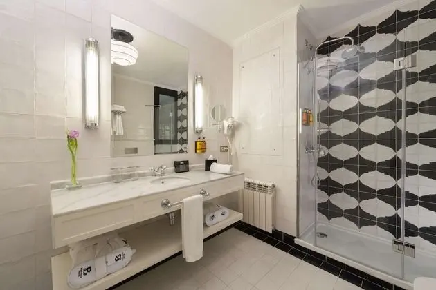 Deluxe Oda, Teras, Şehir Manzaralı