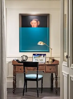 Grand Tek Büyük veya İki Ayrı Yataklı Oda (Deluxe)