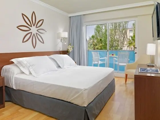 Tek Büyük Yataklı Oda (with extra bed)