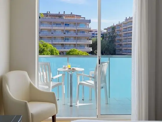 Tek Büyük Yataklı Oda (with extra bed)