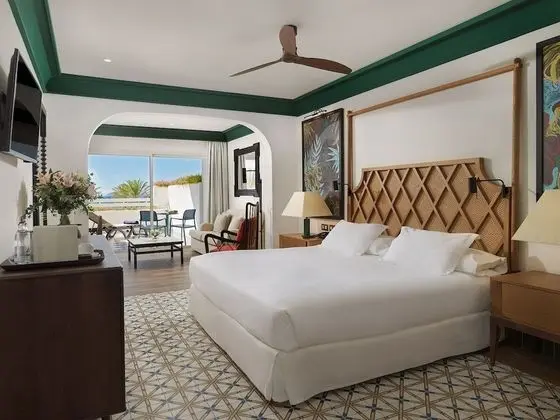 Junior Oda, Deniz Manzaralı (2 Adults + 1 Child)