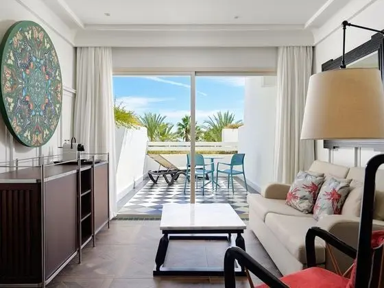 Junior Oda, Deniz Manzaralı (2 Adults + 1 Child)