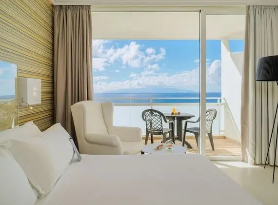 Tek Büyük Yataklı Oda, Balkon (Privilege, 1 Adult)