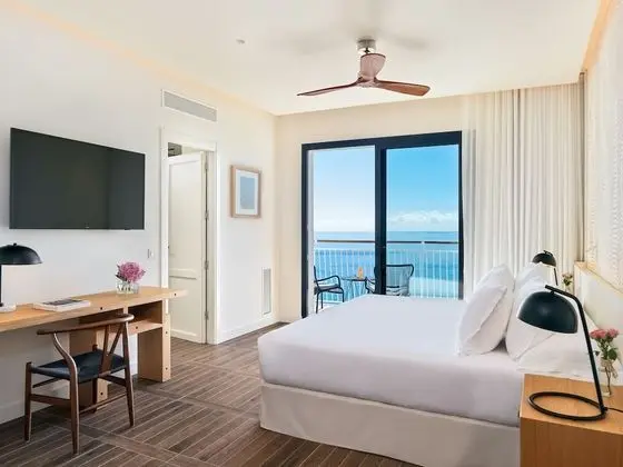 Deluxe Room Mare (1 adult)