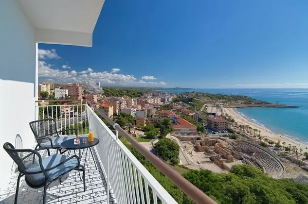 Deluxe Room Mare (1 adult)