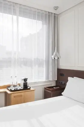 Deluxe Büyük Yataklı Tek Kişilik Oda