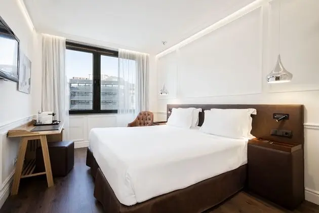 Deluxe Büyük Yataklı Tek Kişilik Oda