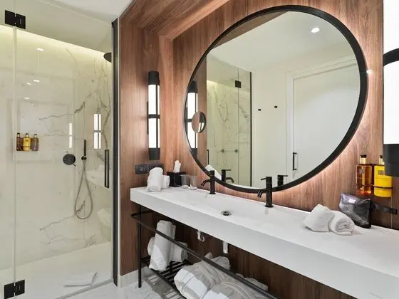 Deluxe Büyük Yataklı Tek Kişilik Oda