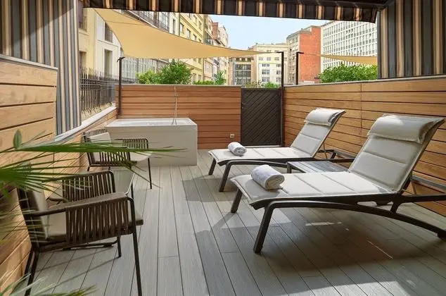 Grand Deluxe Terrace jacuzzi 2 adults + 1 child