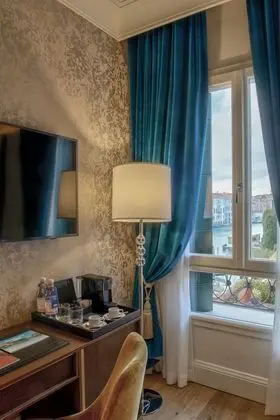 Superior Oda (Partial Canal View)