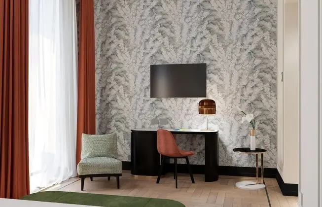 Deluxe Corner