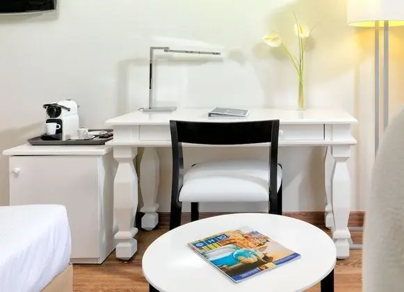 Superior Tek Büyük Yataklı Oda (3 adults)