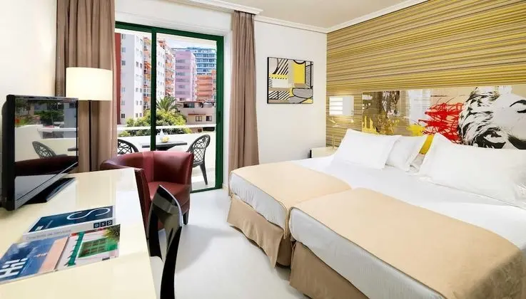 Superior Tek Büyük Yataklı Oda (3 adults)