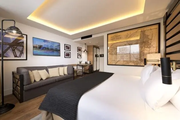 Superior Büyük Yataklı Tek Kişilik Oda (Deluxe)