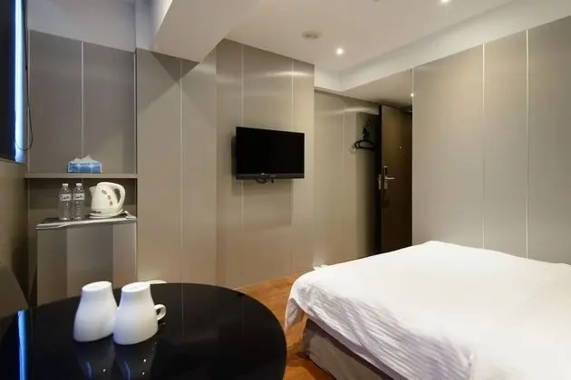 Comfort Tek Büyük Yataklı Oda