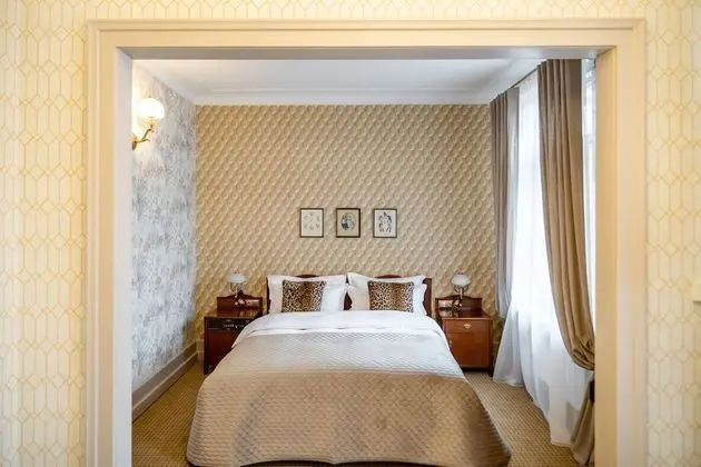 Comfort Tek Büyük Yataklı Oda