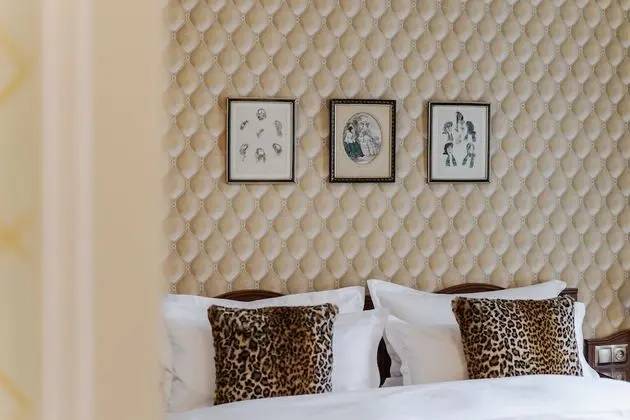 Comfort Tek Büyük Yataklı Oda