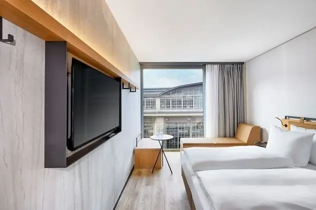Comfort Tek Büyük Yataklı Oda