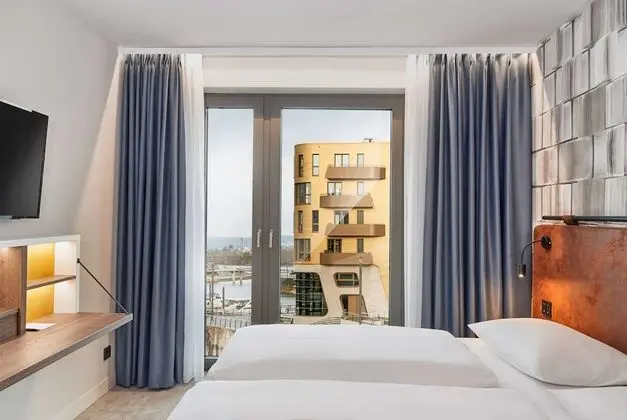Comfort Tek Büyük Yataklı Oda