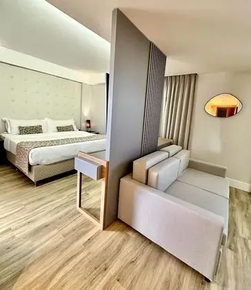 Exclusive Tek Büyük Yataklı Oda